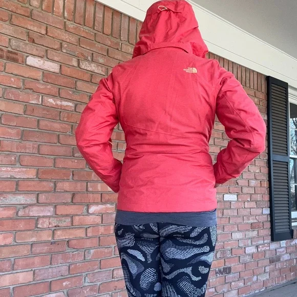 The North Face 3-in-1 Triclimate Jacket - Picture 3 of 14